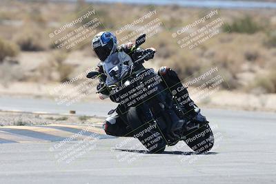 media/Oct-02-2025-Racers Edge (Thu) [[2c91cb6ab3]]/3-B Group/Session 3-Turn 16 (12pm)/